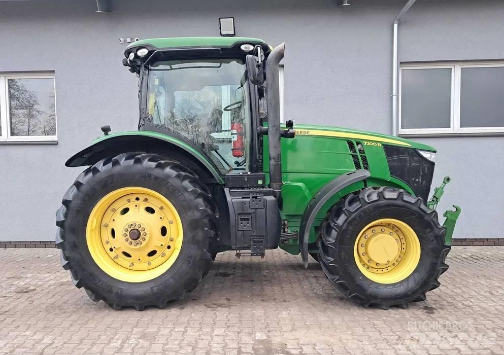 John Deere 7200 R Traktory