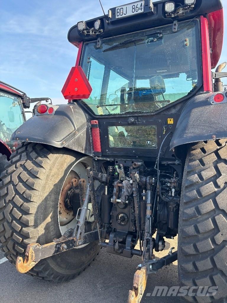 Valtra 191 HITECH Traktory