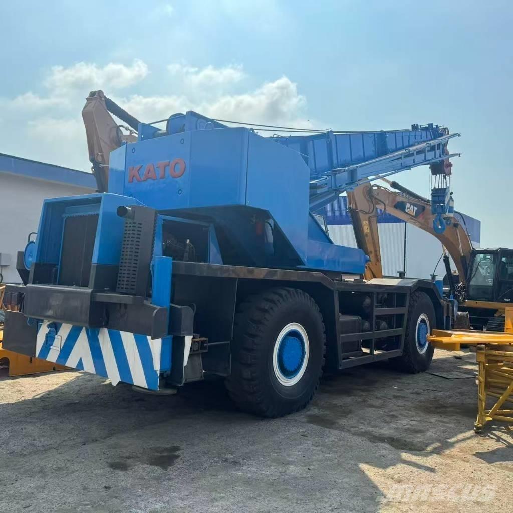 Kato KR 500-3 Žeriavy pre ťažký terén