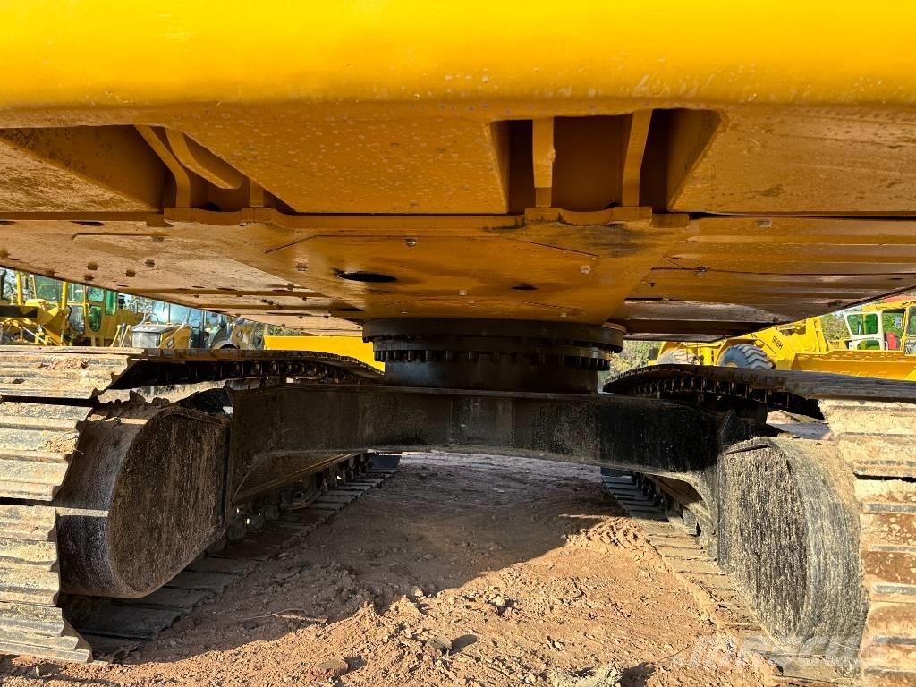 CAT 320 DL Pásové rýpadlá