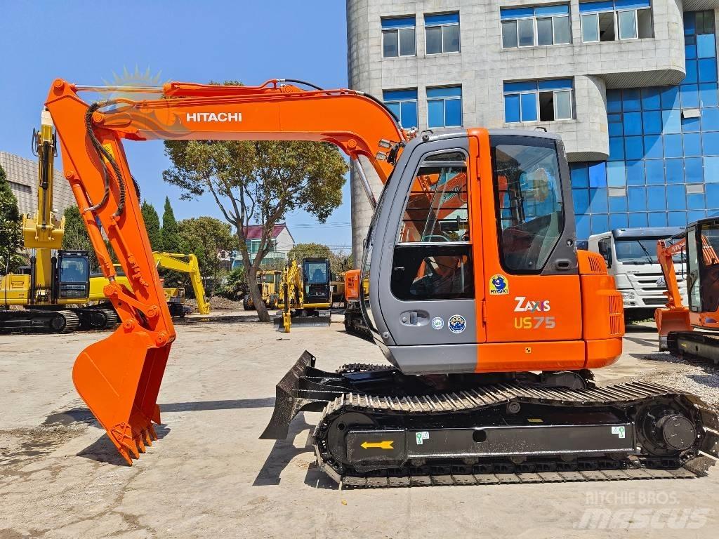 Hitachi ZX 75 Pásové rýpadlá