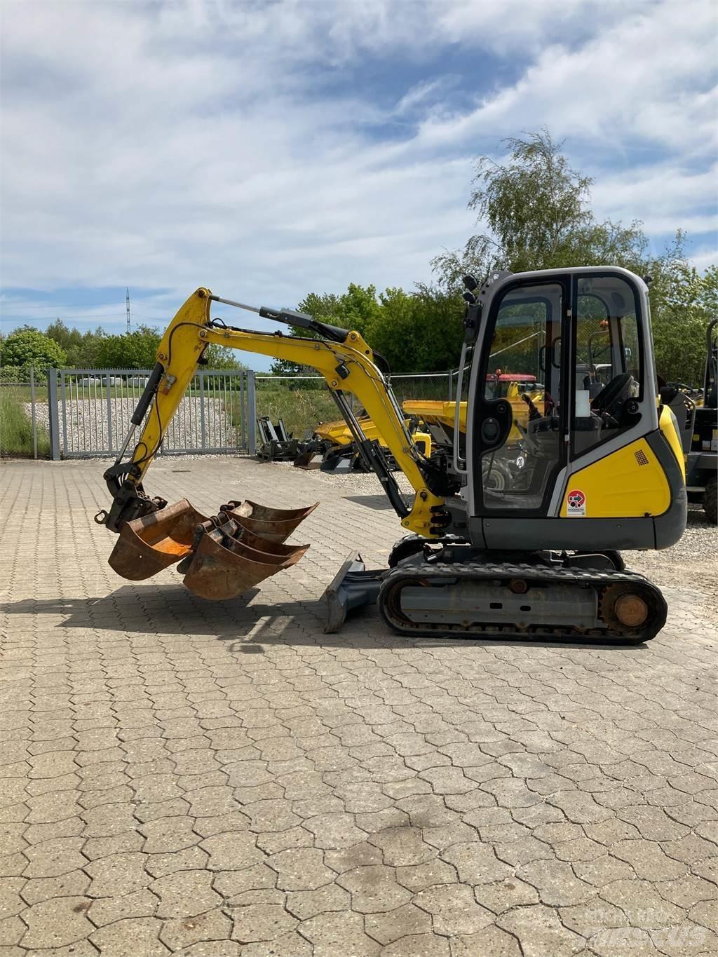 Wacker Neuson ET24 Mini rýpadlá < 7t