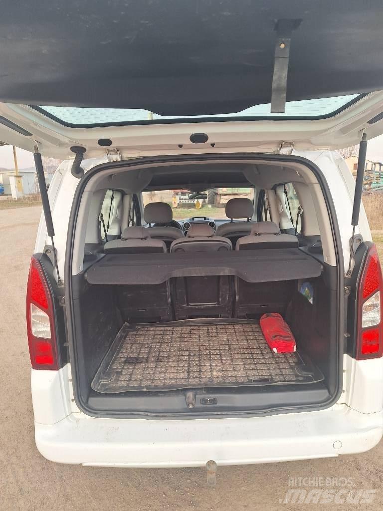 Citroën Berlingo Automobily