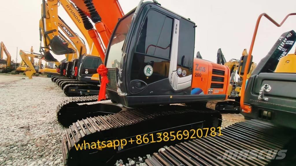 Hitachi ZX 200 Pásové rýpadlá