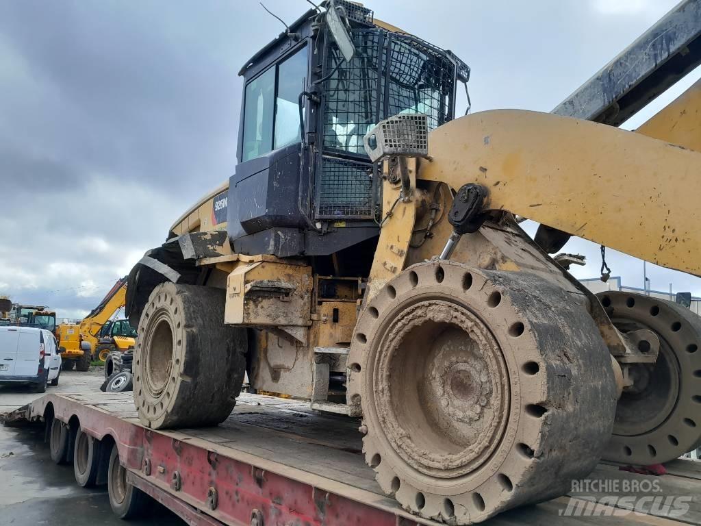 CAT 926 m Kolesové nakladače