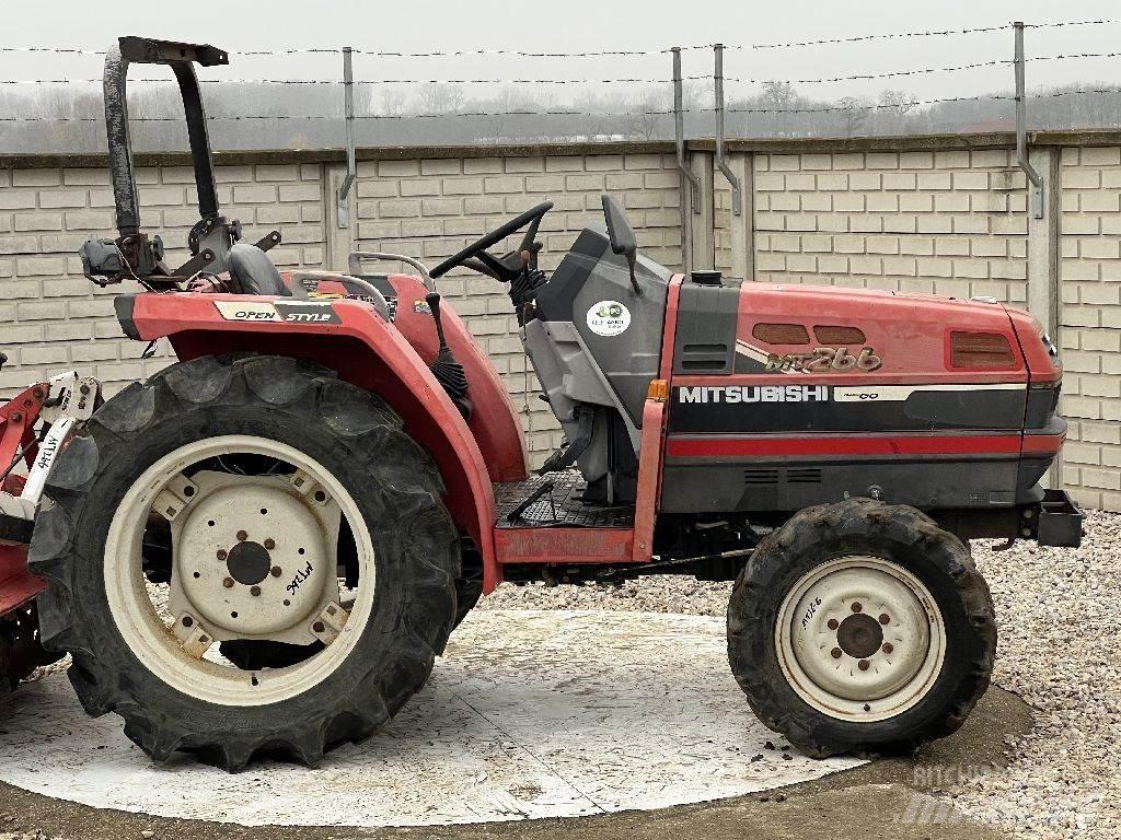 Mitsubishi MT266 Traktory