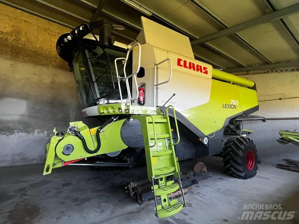 CLAAS LEXION 750 ACR Kombinované zberacie stroje