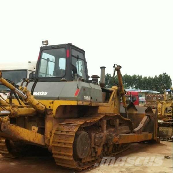 Komatsu d155a-3 Pásové dozéry