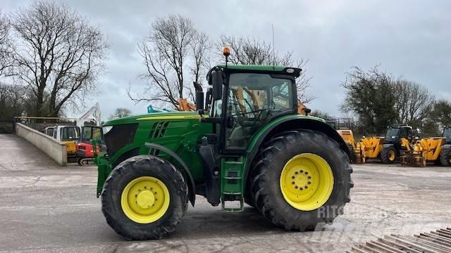 John Deere 6175 R Traktory