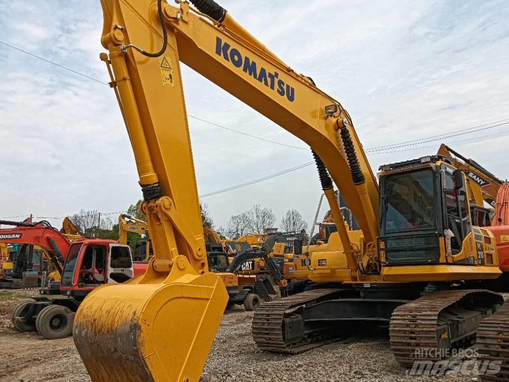 Komatsu PC 210LC Pásové rýpadlá