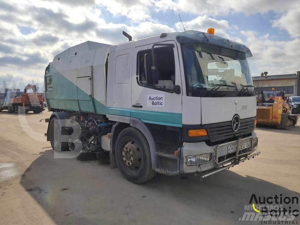 Mercedes-Benz 1517 Zametacie stroje