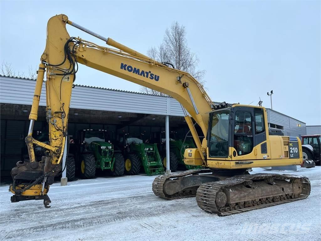 Komatsu PC210LC-8 Pásové rýpadlá