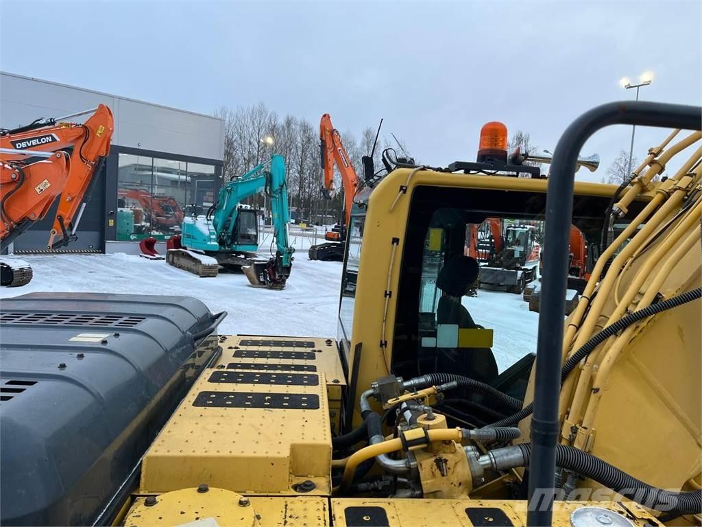 Komatsu PC210LC-8 Pásové rýpadlá