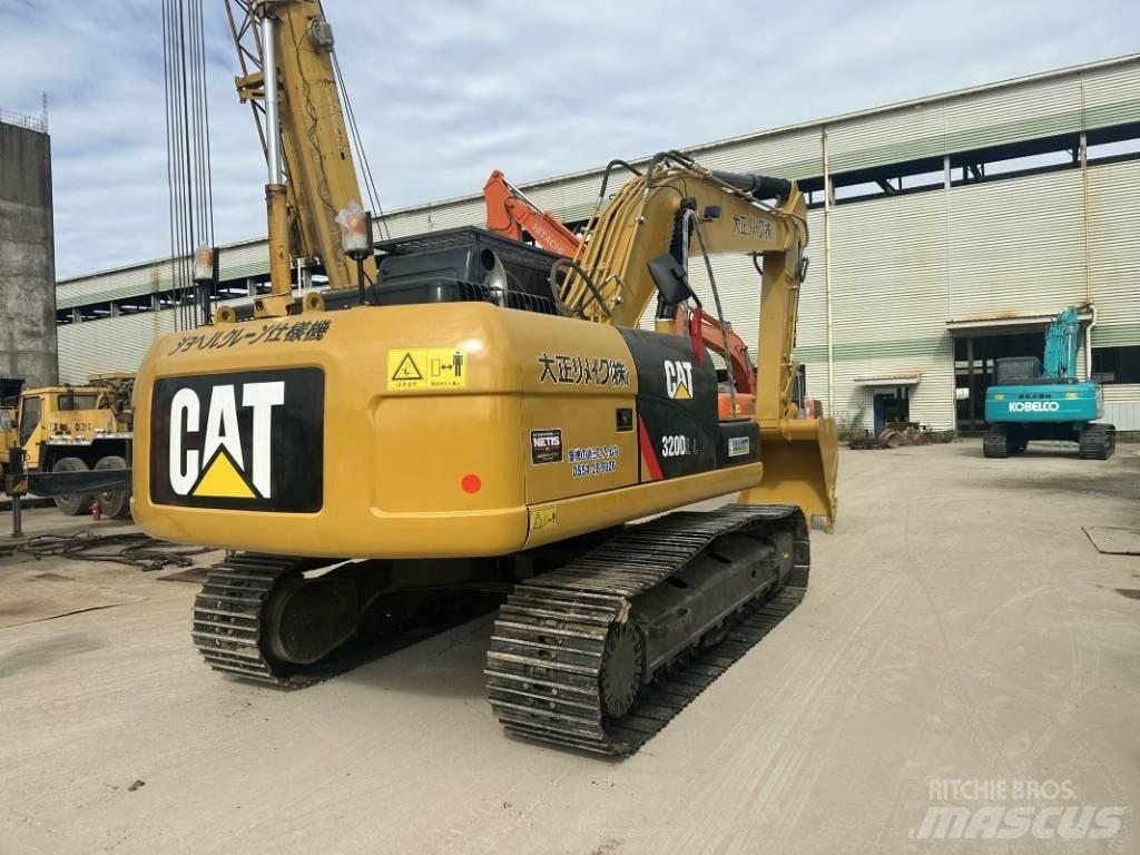 CAT 320 D Pásové rýpadlá