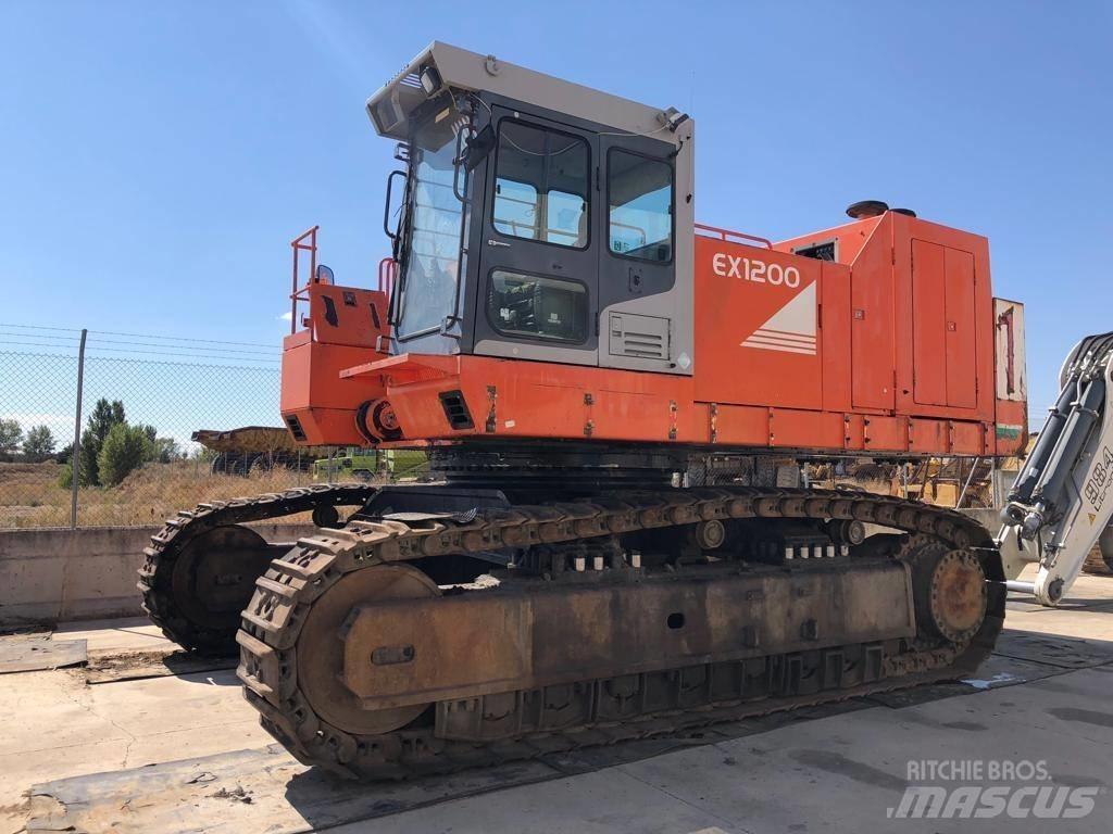 Hitachi EX 1200-5 D Pásové rýpadlá