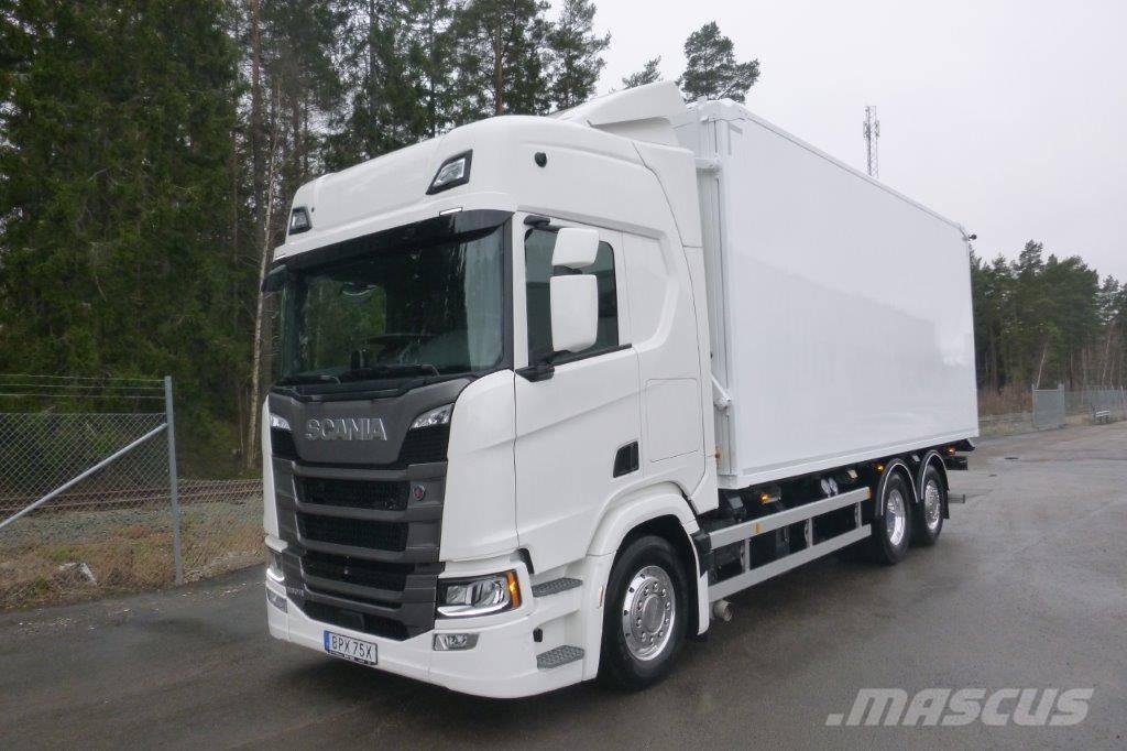 Scania R560 LB6x2*4 Vozne na drevnú štiepku