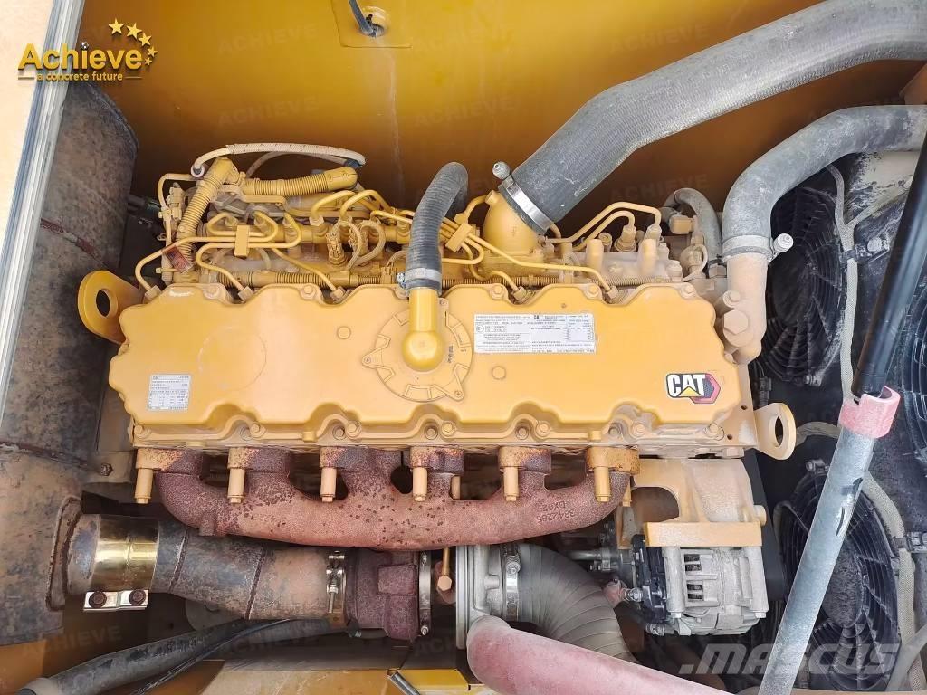 CAT 323 gc Pásové rýpadlá