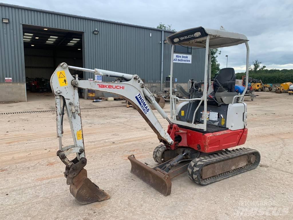 Takeuchi TB 215 R Mini rýpadlá < 7t