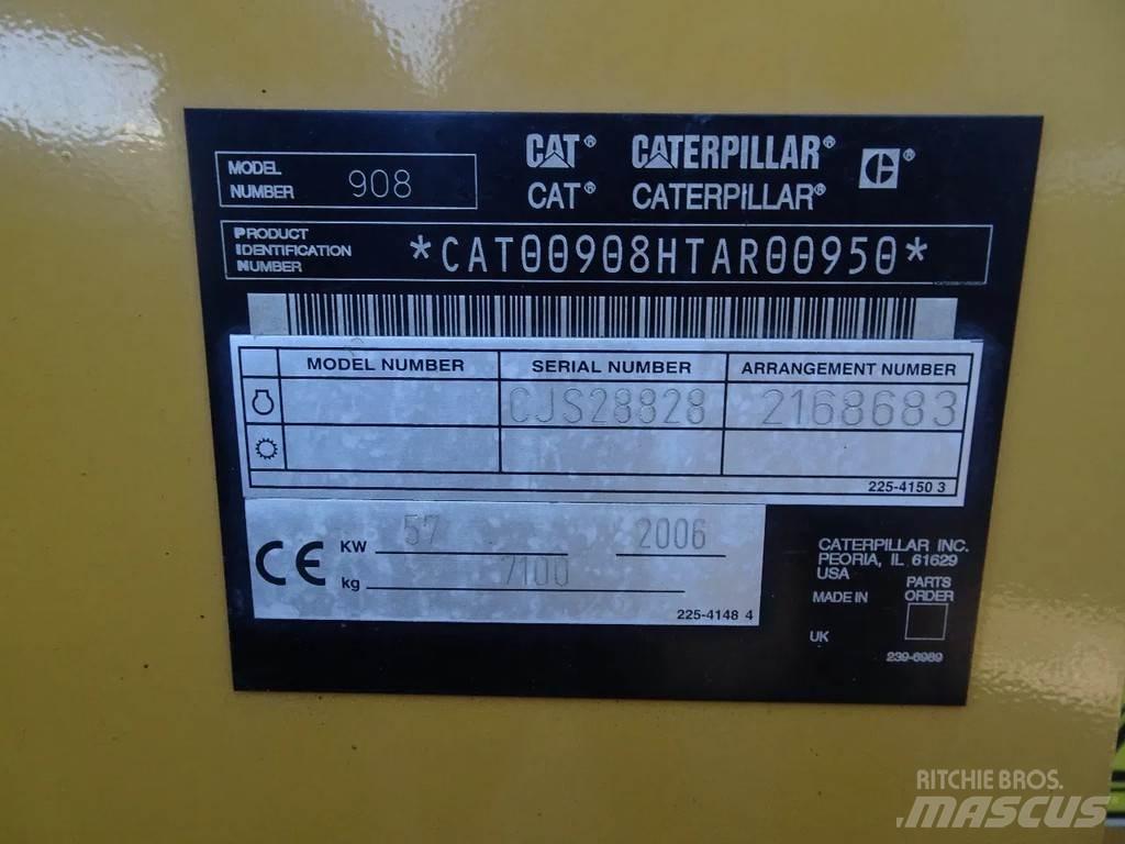 CAT 908 Kolesové nakladače