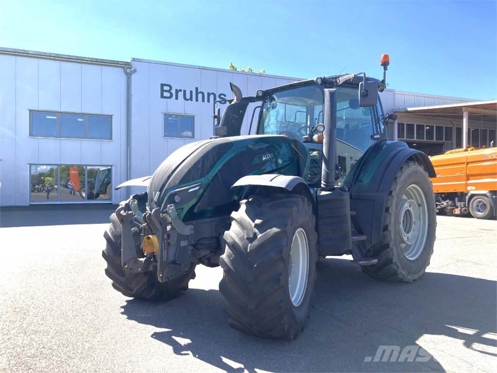 Valtra T 234 A Traktory