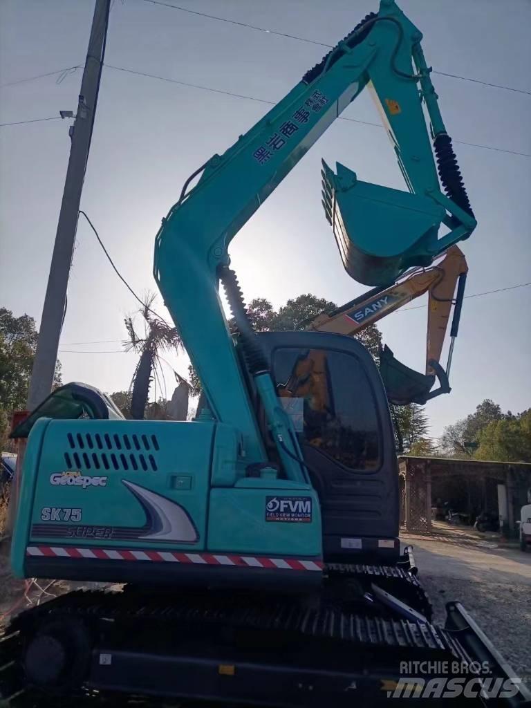 Kobelco SK 75 Midi rýpadlá 7 t - 12 t