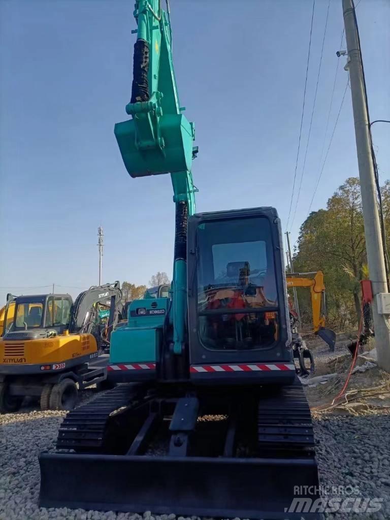Kobelco SK 75 Midi rýpadlá 7 t - 12 t