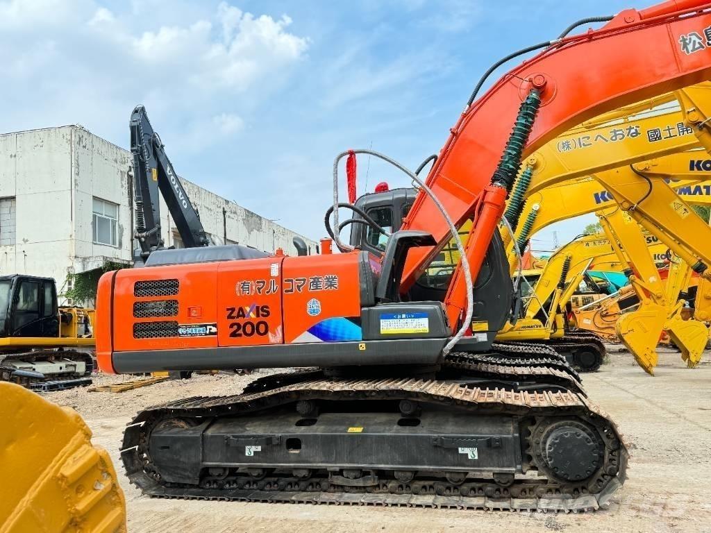 Hitachi ZX 200 Pásové rýpadlá
