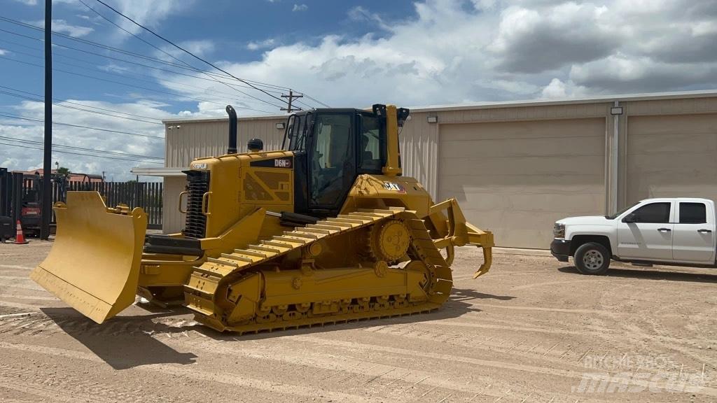 CAT D 6 N LGP Pásové dozéry