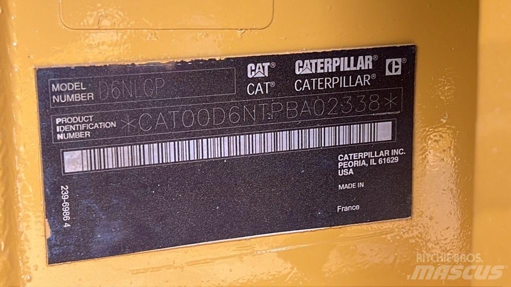 CAT D 6 N LGP Pásové dozéry