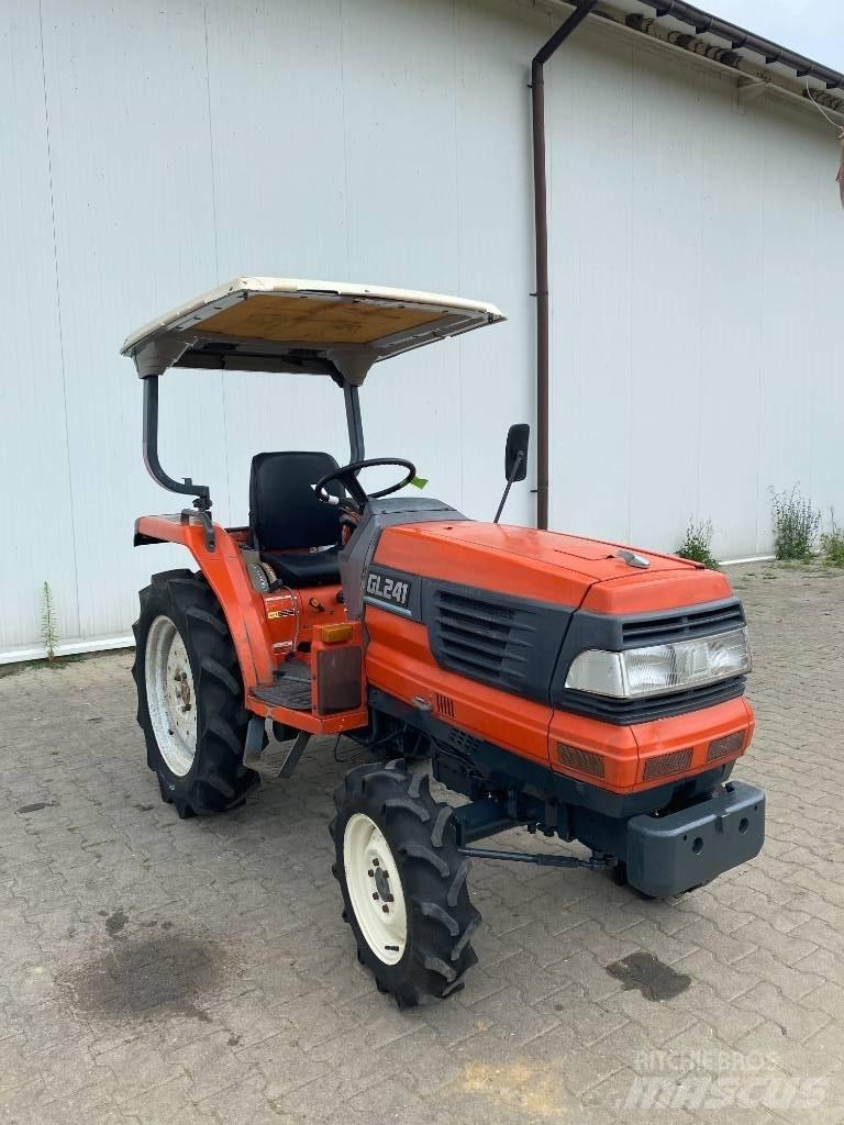 Kubota GL241 Kompaktné traktory
