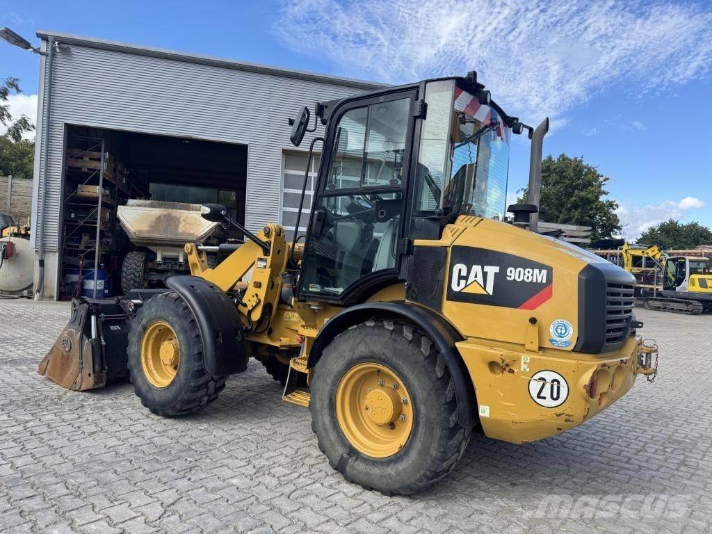 CAT 908M Kolesové nakladače