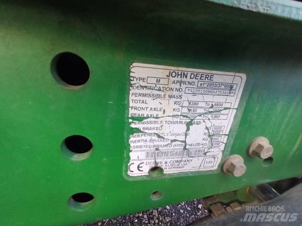 John Deere 5100 R Traktory