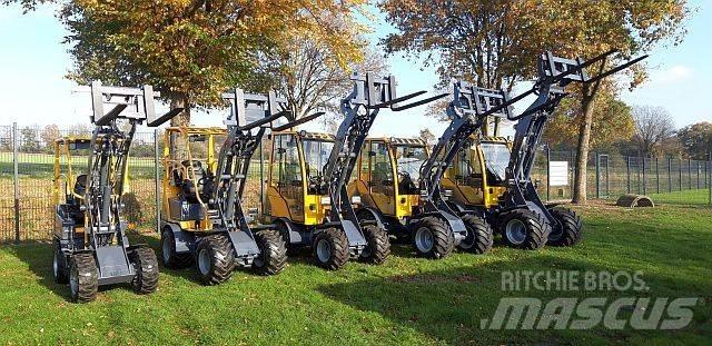 Eurotrac W10 Čelné nakladače a rýpadlá