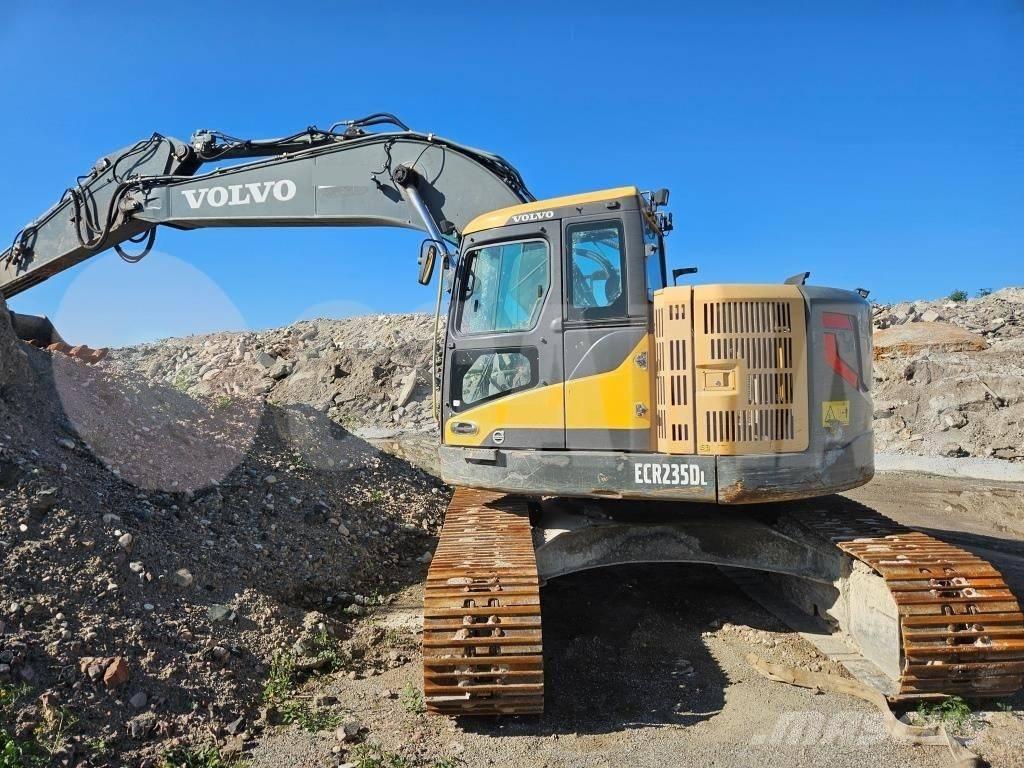 Volvo ECR 235 D Pásové rýpadlá