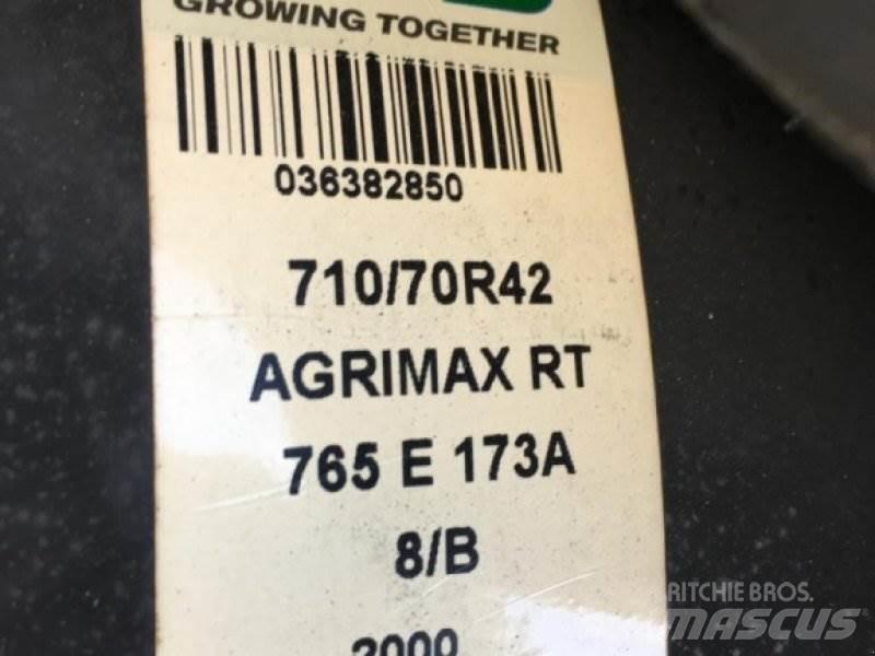 BKT 710/70 R 42 Pneumatiky, kolesá a ráfiky