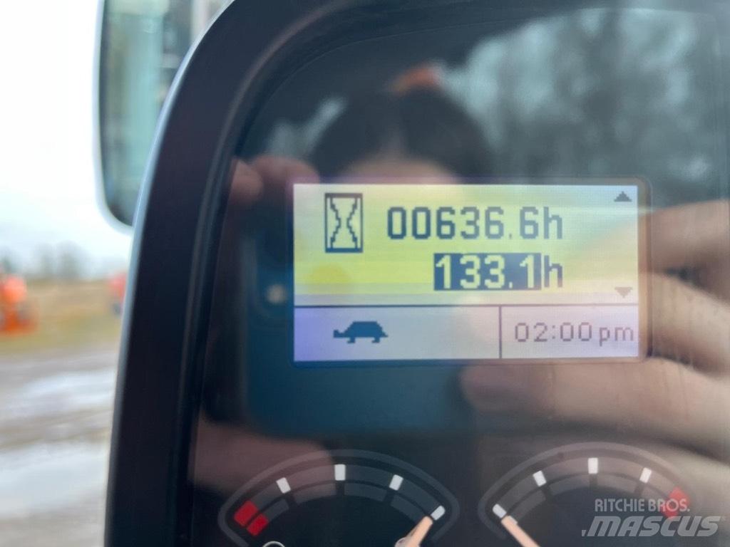 Volvo SD 75 Ťahačové valce