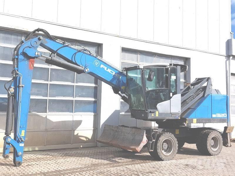 Fuchs MHL 320 F Stroje pre manipuláciu s odpadom