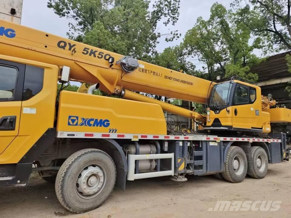 XCMG QY 50 Univerzálne terénne žeriavy