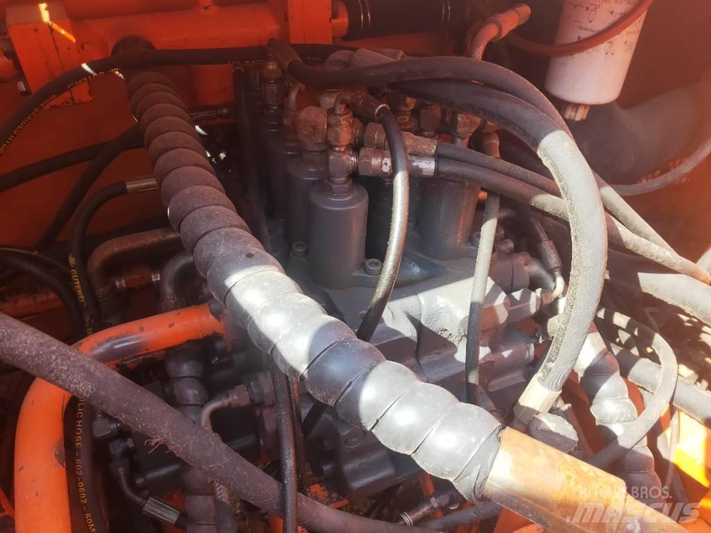 Doosan DH220LC-7 Pásové rýpadlá