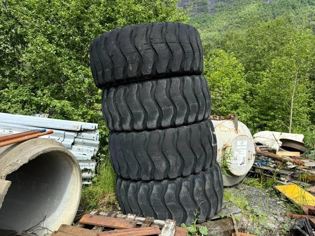 Goodyear 23,5R25 Pneumatiky, kolesá a ráfiky
