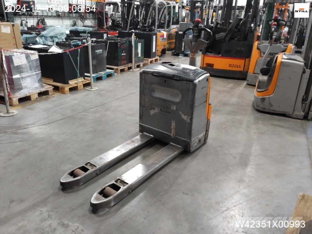 Still EXU16 Ručne vedené vysokozdvižné vozíky