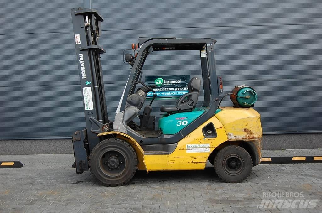 Komatsu FG30C-16 Iné
