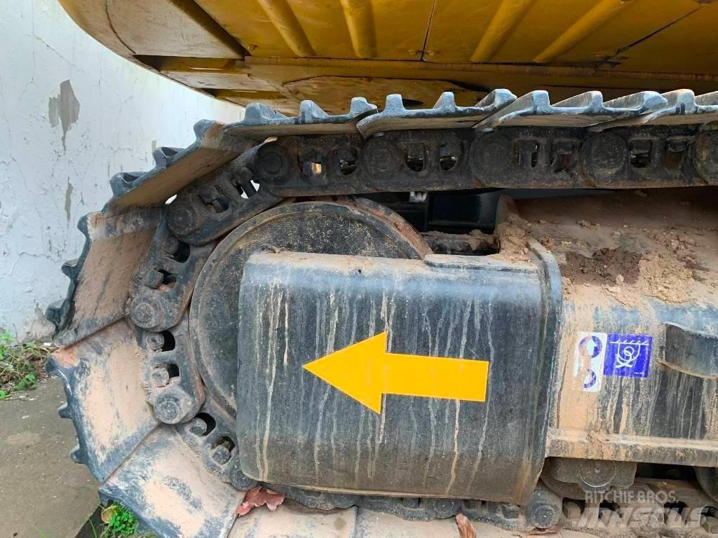 CAT 323 D L Pásové rýpadlá