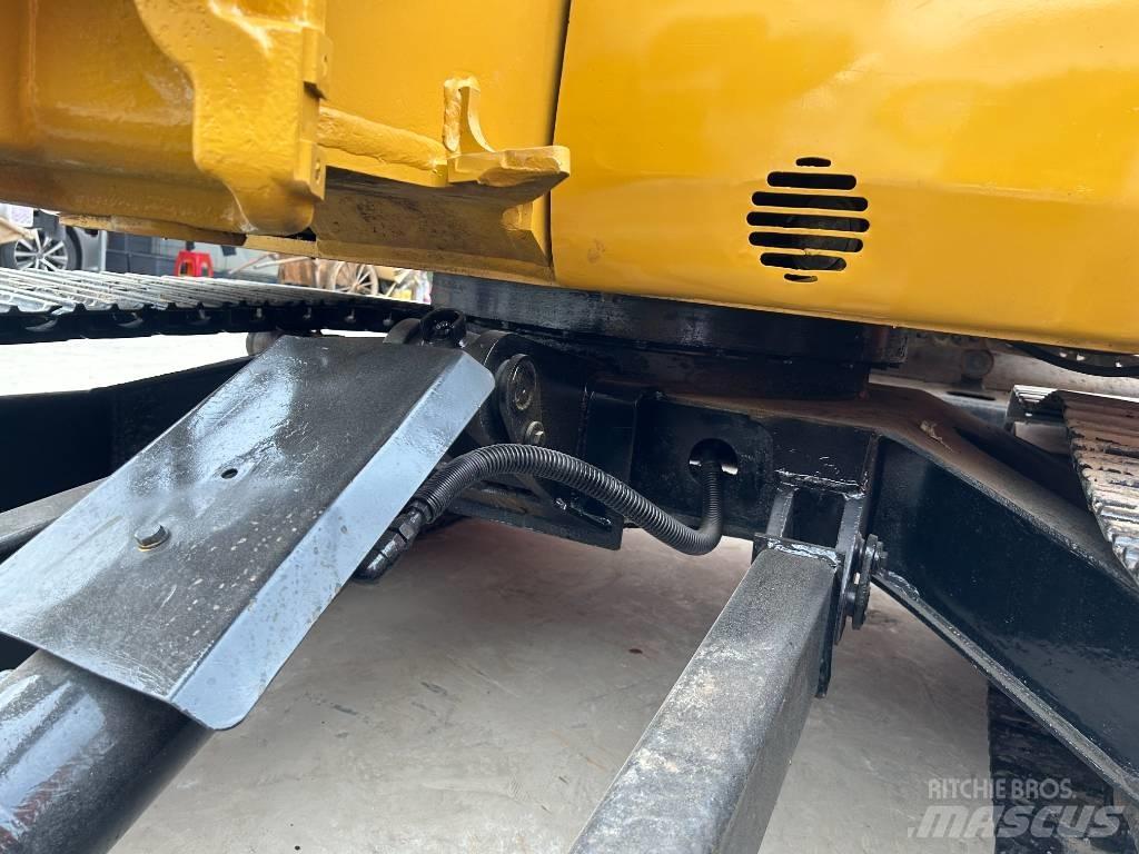 CAT 304 Pásové rýpadlá