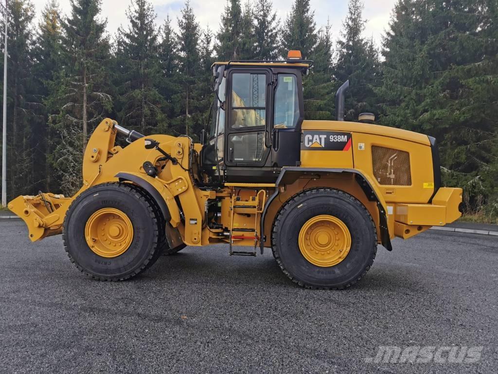 CAT 938M Kolesové nakladače