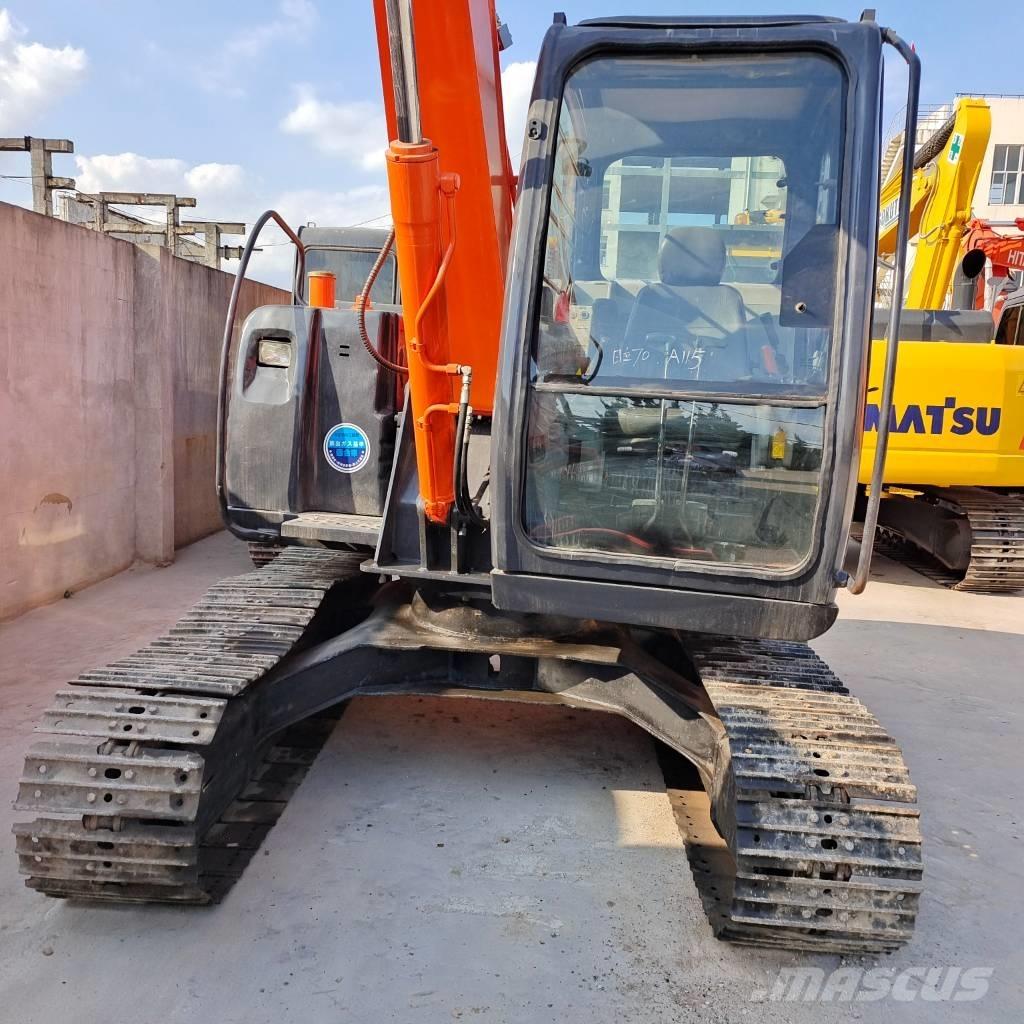 Hitachi Zaxis 70 Pásové rýpadlá