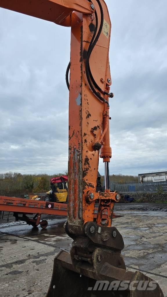 Doosan DX 140 LCR-3 Pásové rýpadlá