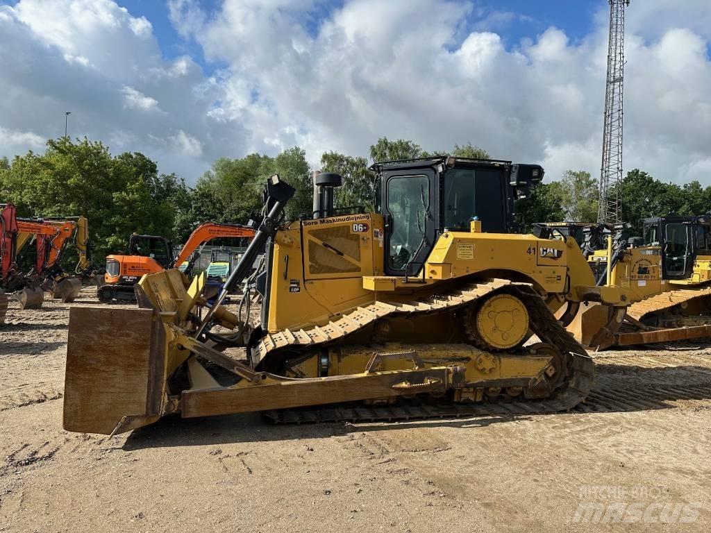 CAT D 6 XE LGP Pásové dozéry