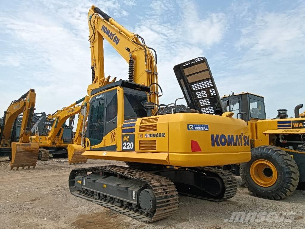 Komatsu PC 220-8 Pásové rýpadlá