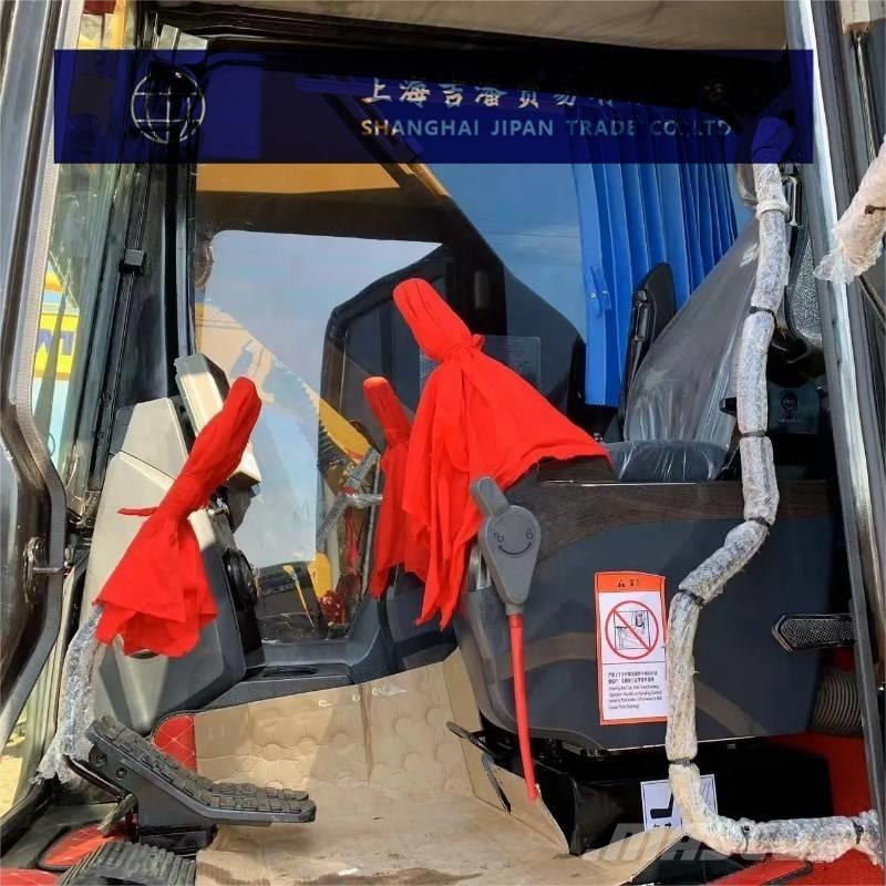 Sany SY 215 Pásové rýpadlá